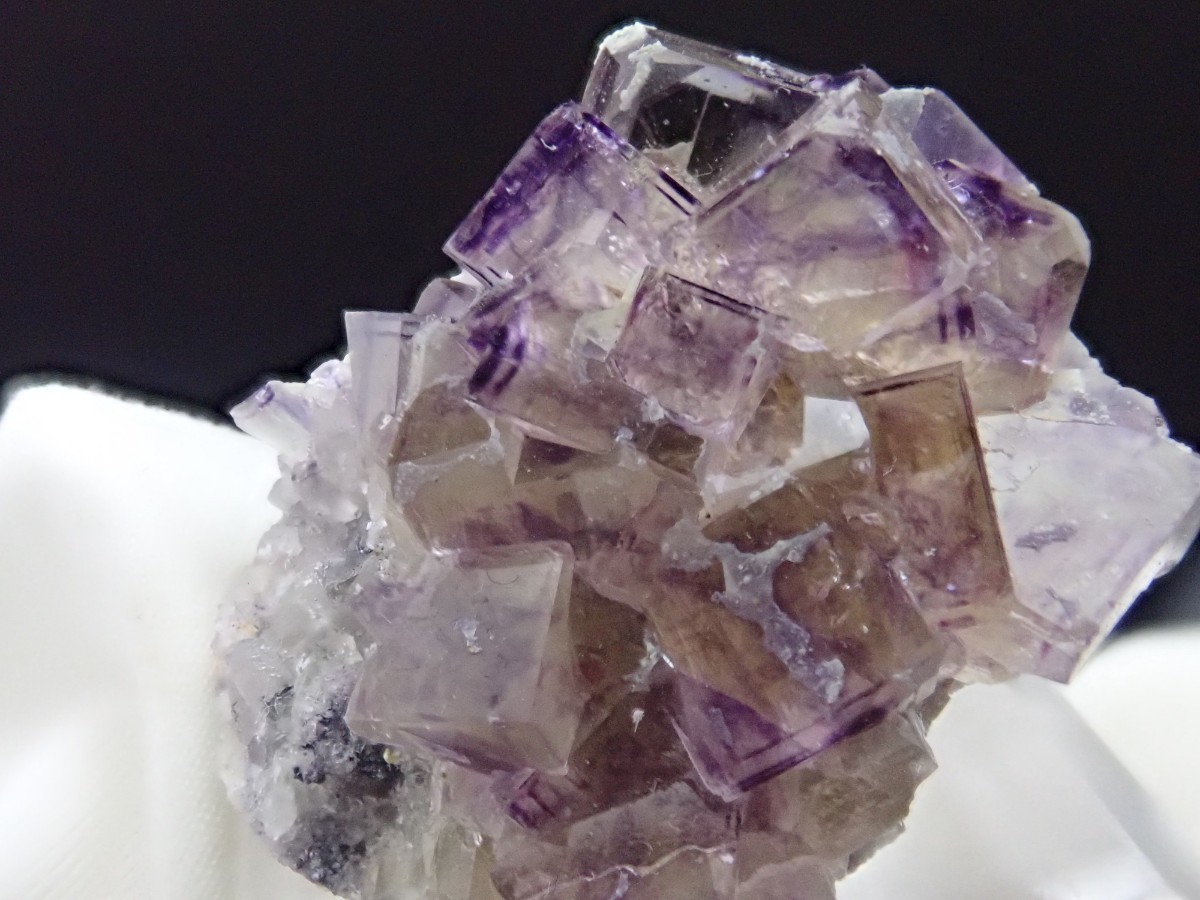 ナミビア・オコルス鉱山産 ブルーグリーン×パープル フローライト 蛍石