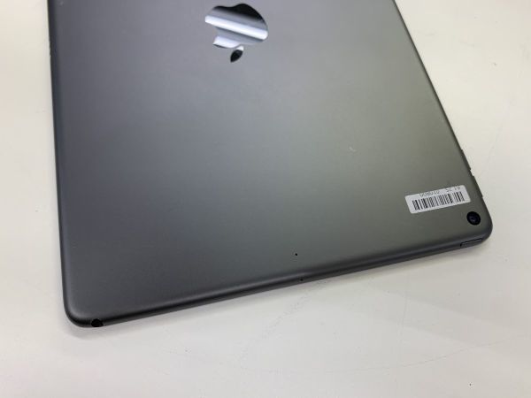 ☆送料無料☆ジャンク☆WiFi☆A2152 iPad Air (第 3 世代) 64GB☆