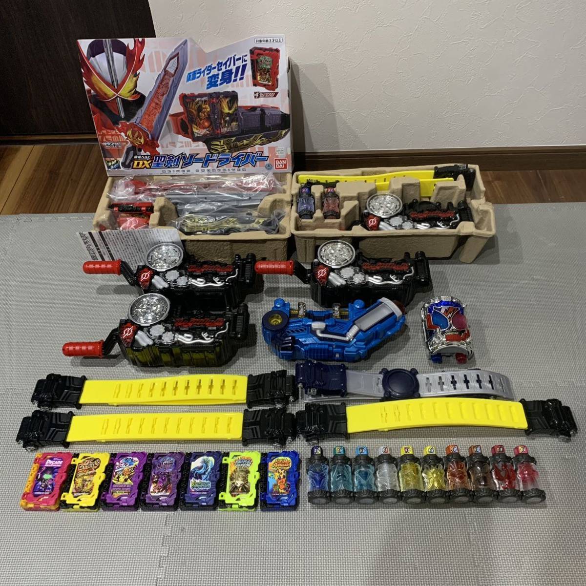 変身ベルト DX聖剣ソードライバー 仮面ライダーセイバー 仮面ライダー