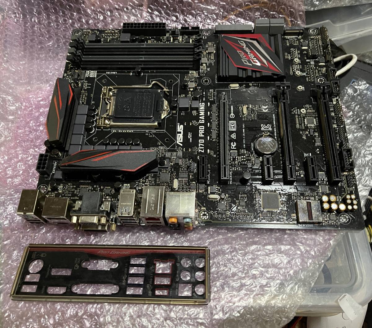 ASUS Z170 PRO GAMING IOパネル付属 LGA1151 ATXマザーボード 第6・7世代CPU対応 最新Bios 動作確認済