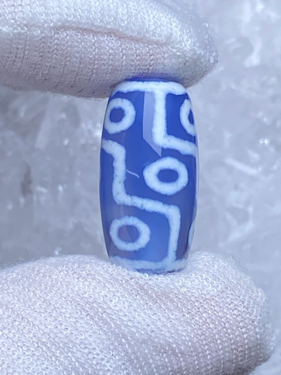 即決 1027e092 新入荷★【チベット青玉髄九眼天珠】★ 20x10.3mm（新品）