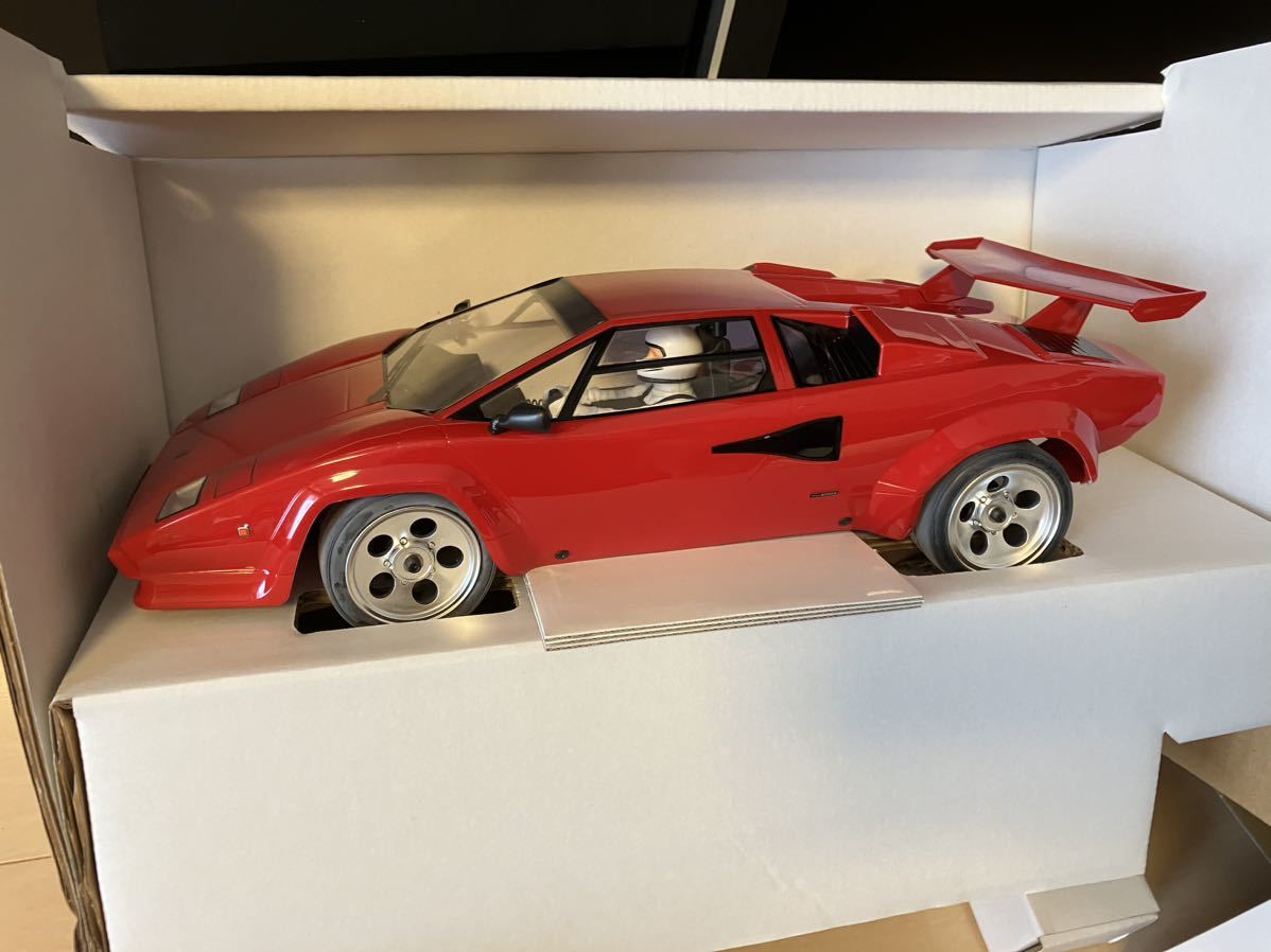 タミヤ すぐに遊べる完成電動ラジコン1/12 ランボルギーニカウンタック