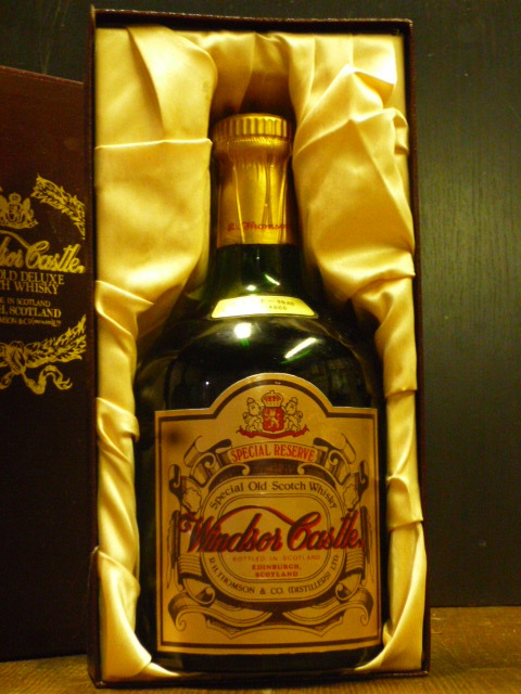 Windsor Castle Castle43 特級ウィンザーキャッスル陶器ボトルWindsor 