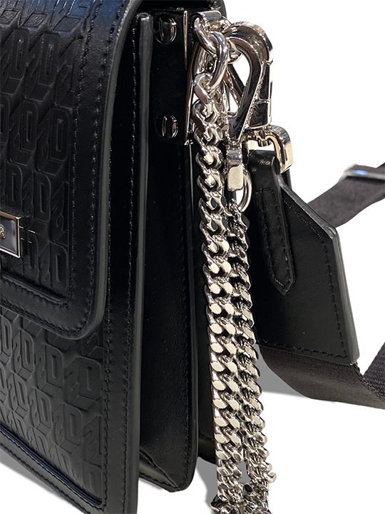 定価16.5万 ディースクエアード DSQUARED2 上質な レザースマホポーチ