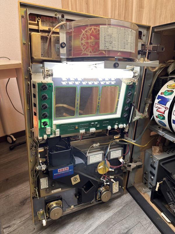 U320-T11-1292 DELSOL デルソル スロット台 通電動作確認済 パチンコ
