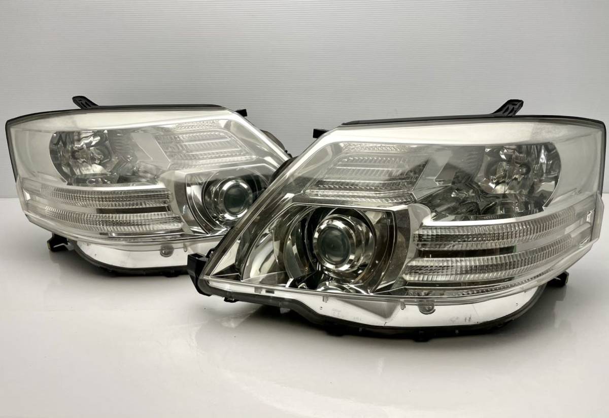 美品 10系 アルファード 後期 ANH10W/MNH10W 純正 HID ヘッドライト