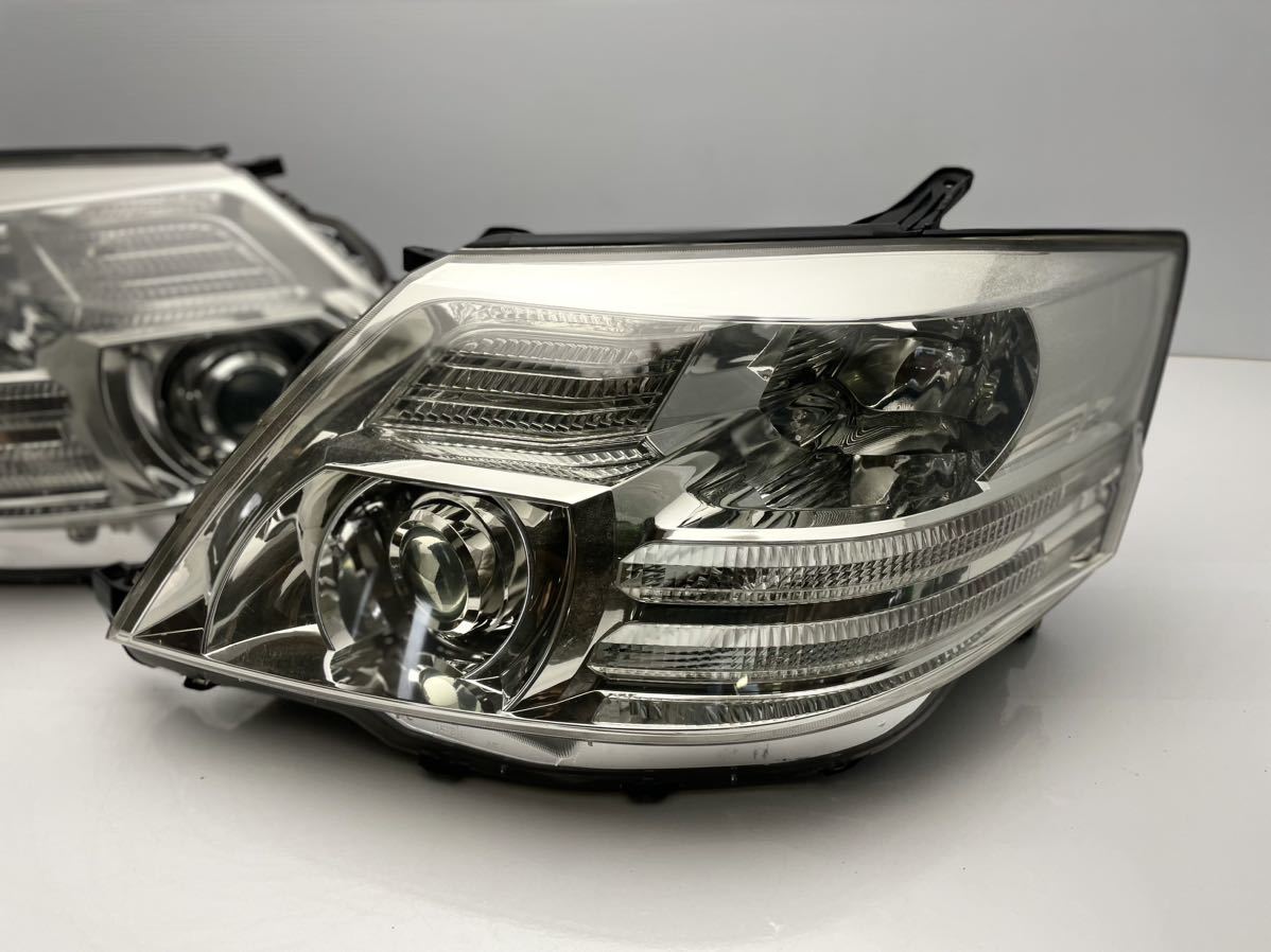 美品 10系 アルファード 後期 ANH10W/MNH10W 純正 HID ヘッドライト