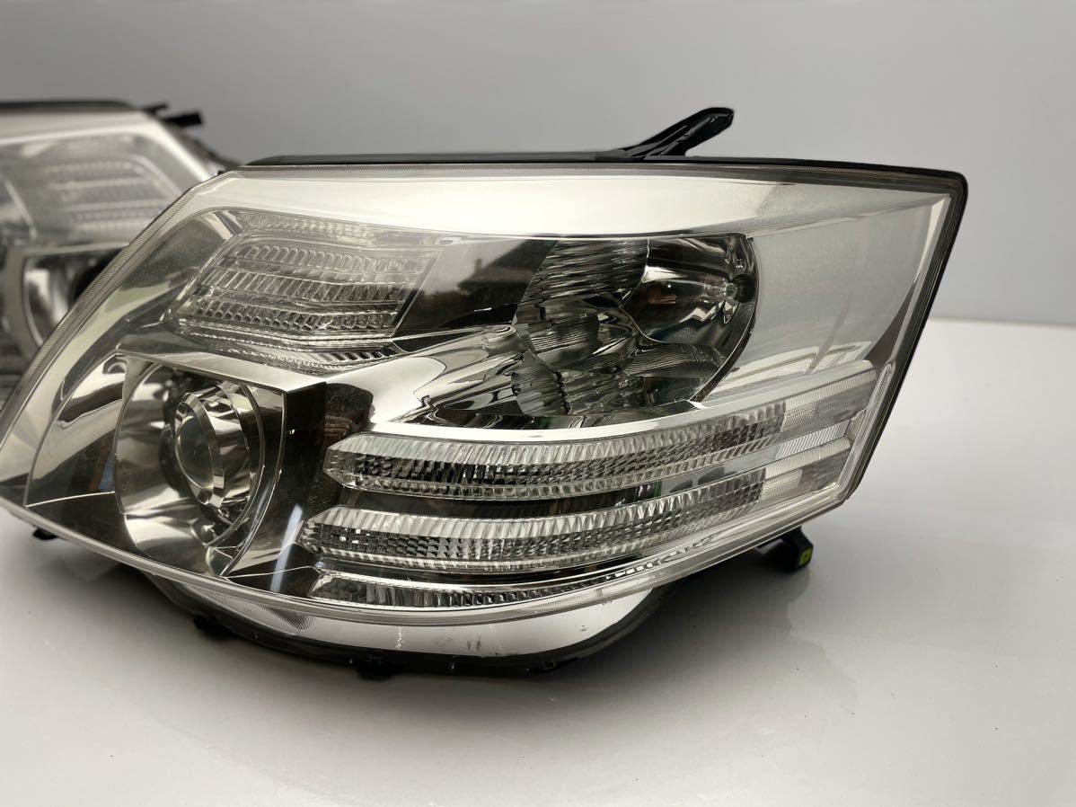 アルファード 後期 ANH10W MNH10W 純正 HID ヘッドライト 左右 美品 10系 アルファード 後期 ANH10W/MNH10W 純正 HID ヘッドライト