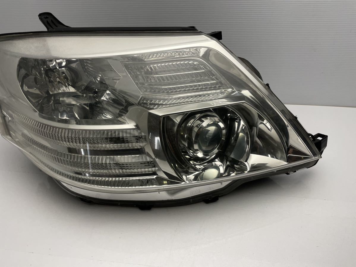 美品 10系 アルファード 後期 ANH10W/MNH10W 純正 HID ヘッドライト