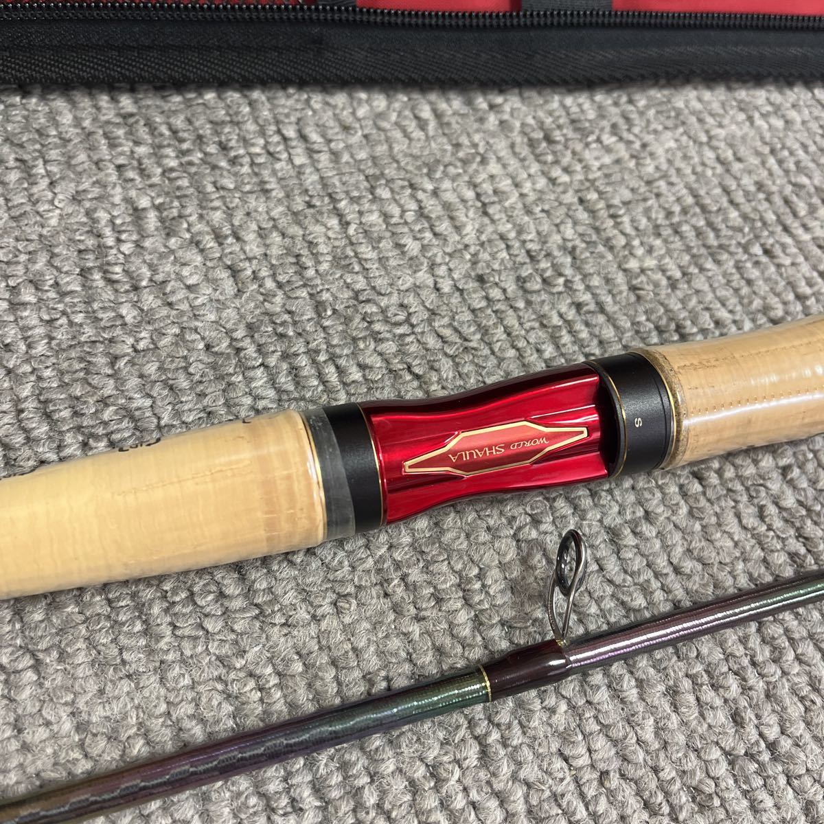 即決☆ワールドシャウラ 18ワールドシャウラ シマノ 2831R-2 美品