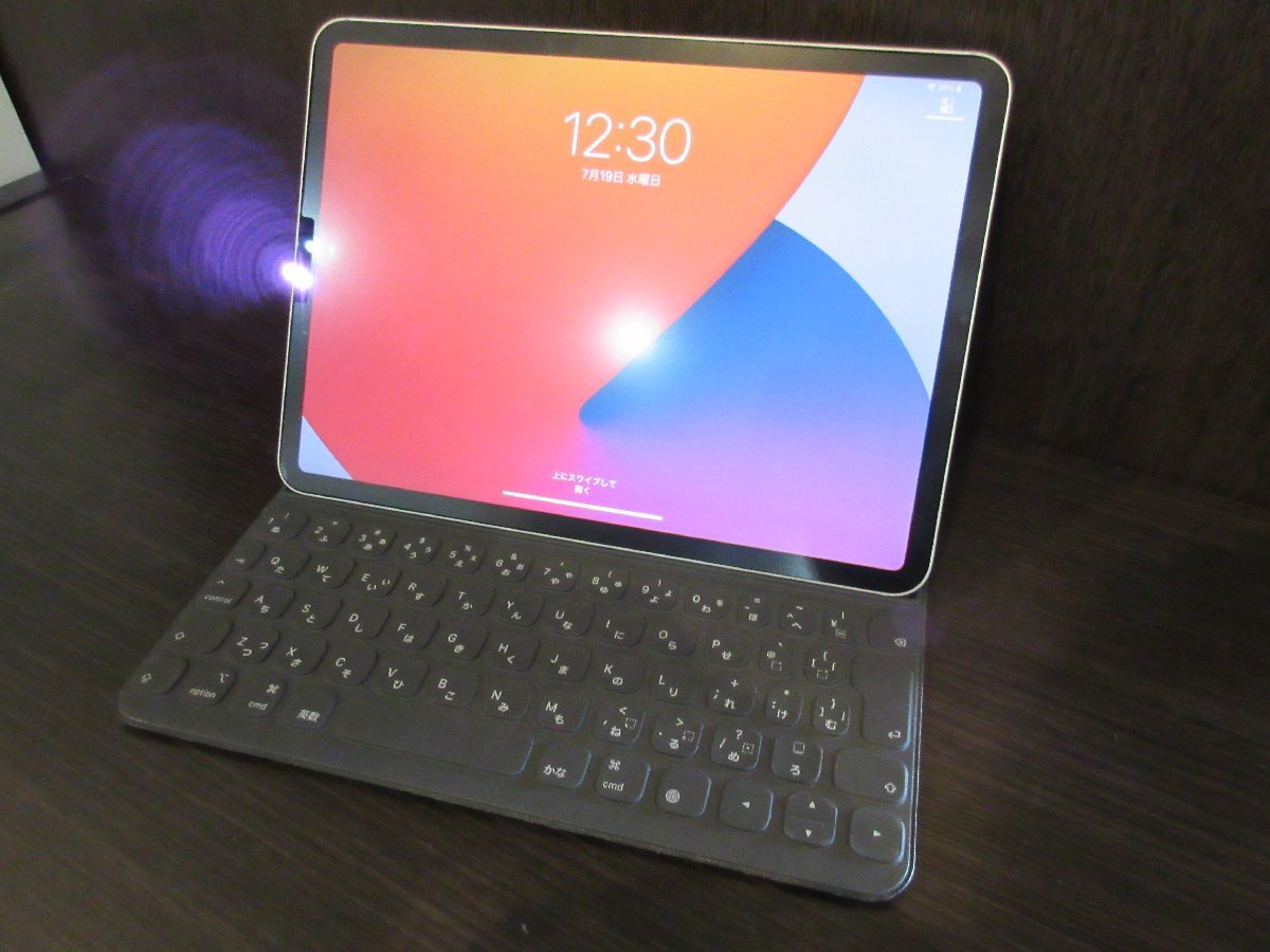 ■中古 iPad Pro 11インチ 第1世代 Wi-Fi+Cellular 1TB シルバー MU222J/A Smart Keyboard Folio A2038セット 〇判定