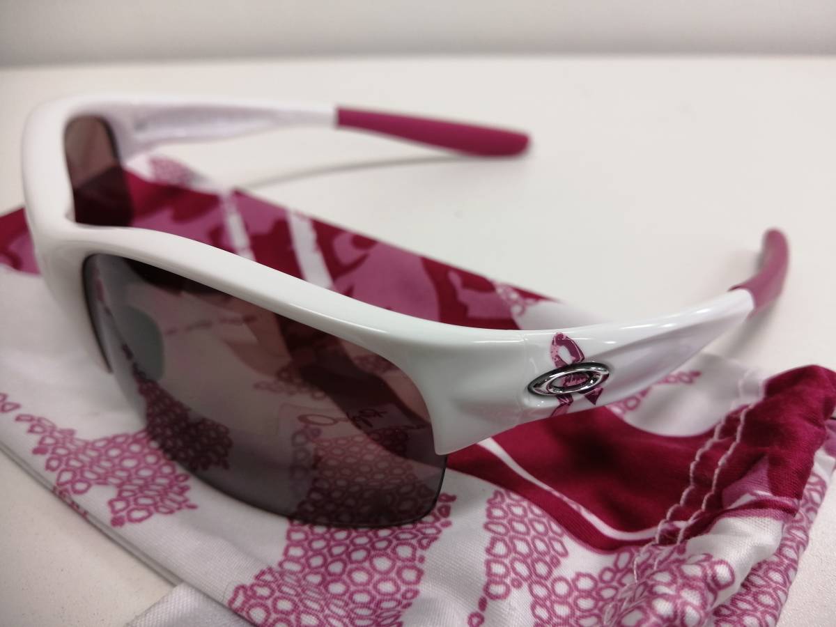 ピンクリボン コミット サングラス オークリー 限定OAKLEY ホワイト