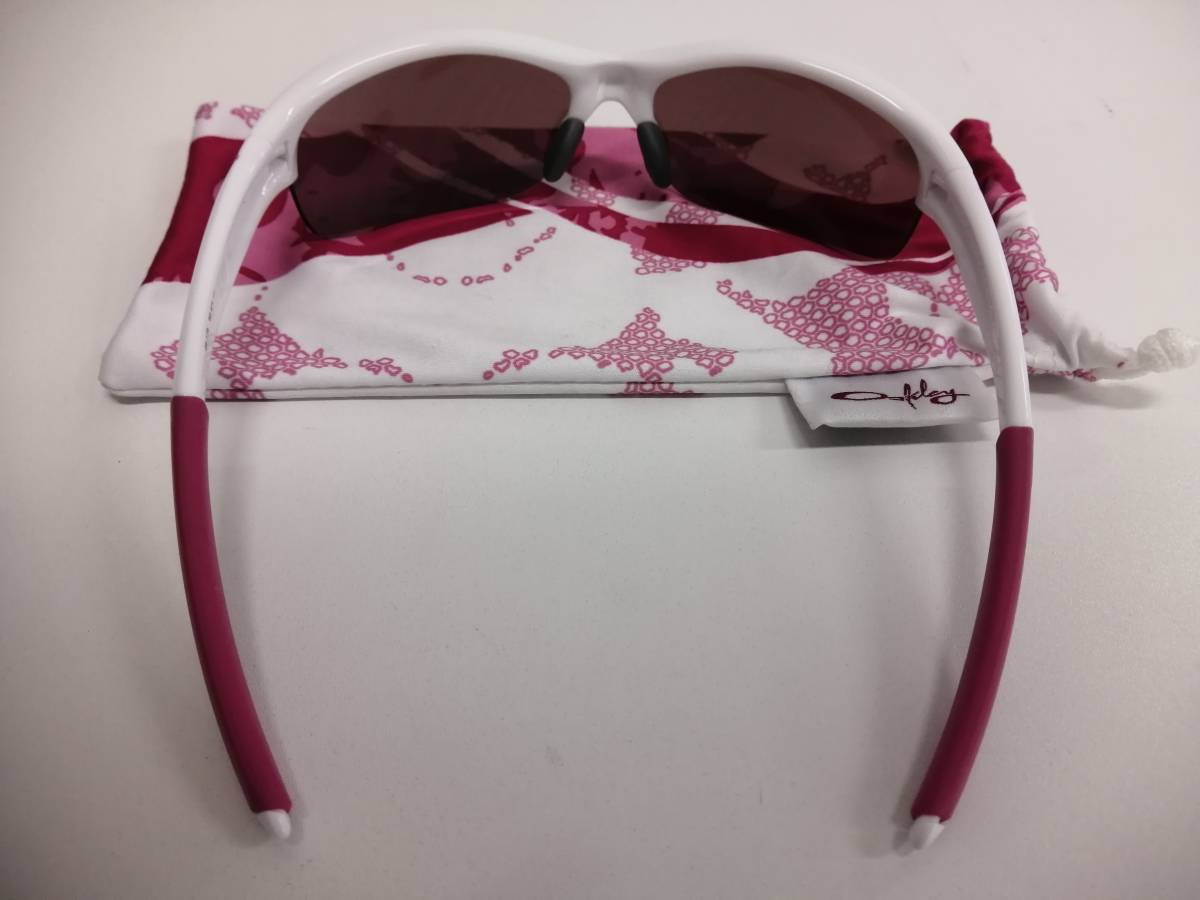 ピンクリボン コミット サングラス オークリー 限定OAKLEY ホワイト