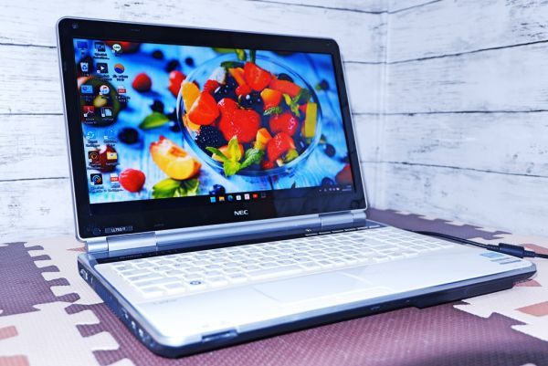 【格安，人気】 爆速 Quad Core i7/メモリ8GB/ SSD Windows11 ｖ22H2 NEC LaVie LL750FS6W Blu-ray/USB3.0/HDMI/B_7041(15インチ～)｜売買されたオークション情報、yahooの商品情報をアーカイブ公開 - オークファン NEC