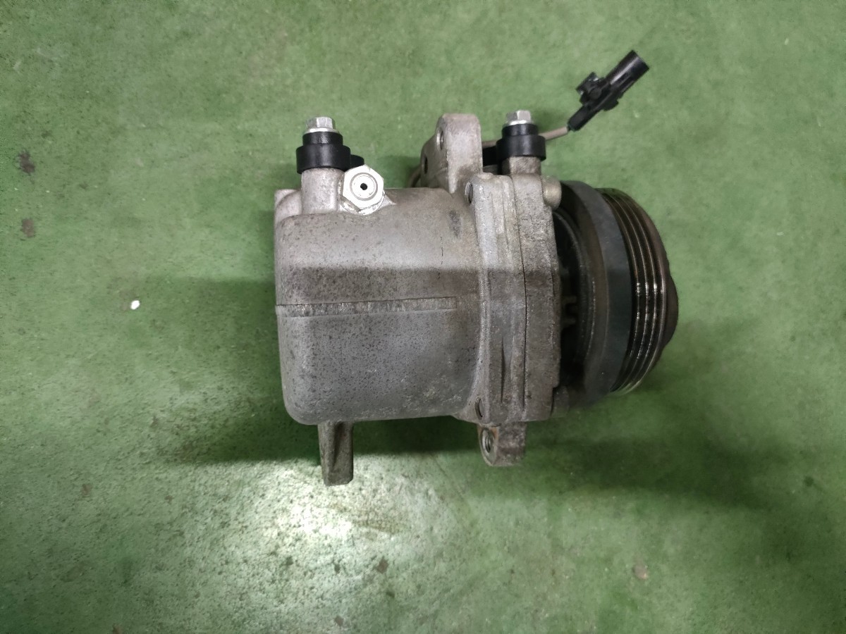 スズキ　ワゴンR パレット　など　95201-58J40 スズキ ワゴンR パレット など 95201-58J40 スズキ ワゴンR パレット