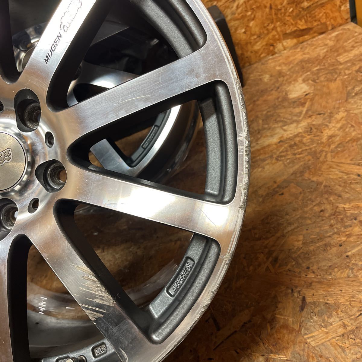 1円スタート売切り！MUGEN(無限) NR 7.5J-18 off+55 pcd114.3/