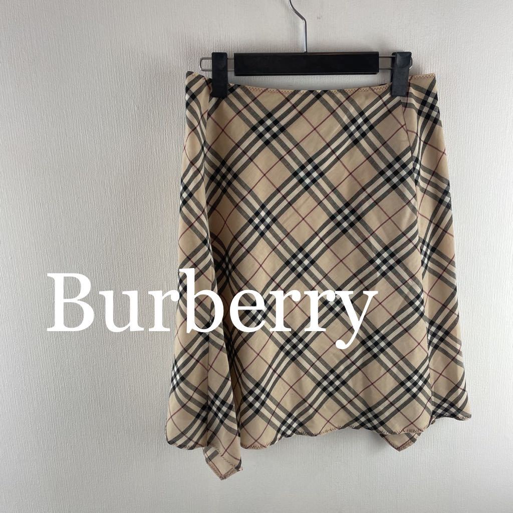 希少✨BURBERRY BLUE LABEL ノバチェック フレア スカート Ｍ BURBERRY BLUE LABEL(バーバリーブルーレーベル) Nova check flared