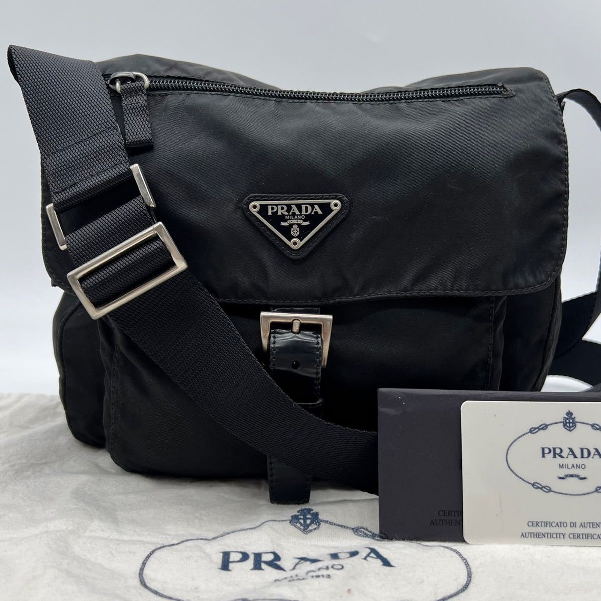 極美品】PRADA プラダ ショルダーバッグ 斜めがけ フラップ 