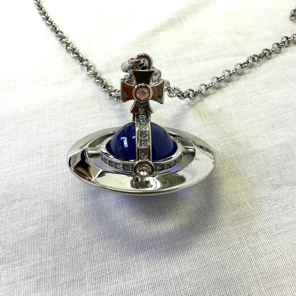 Vivienne Westwood ヴィヴィアンウエストウッド　オーブ ネックレス ペンダント　青　ブルー　オーブ　シルバー　レディース