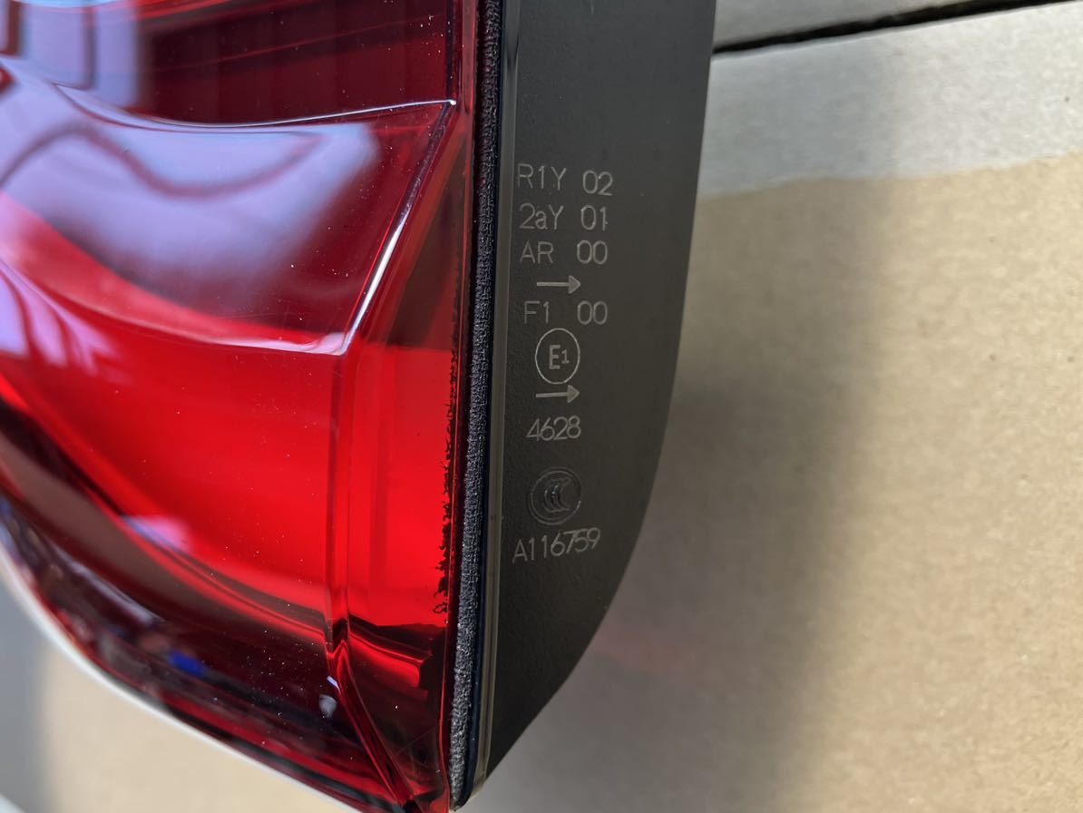 良品 BMW X3 G01 純正LEDテールランプ 右 63219853378 X3 G01 BMW g08
