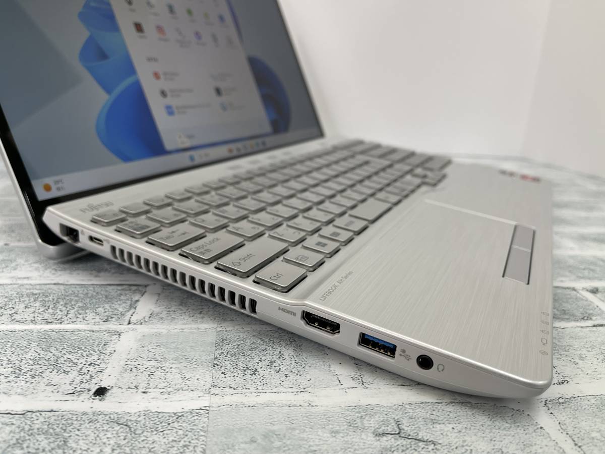 超美品 富士通 LIFEBOOK AH50/G2［AMD Ryzen 7 5700U／メモリ16GB 