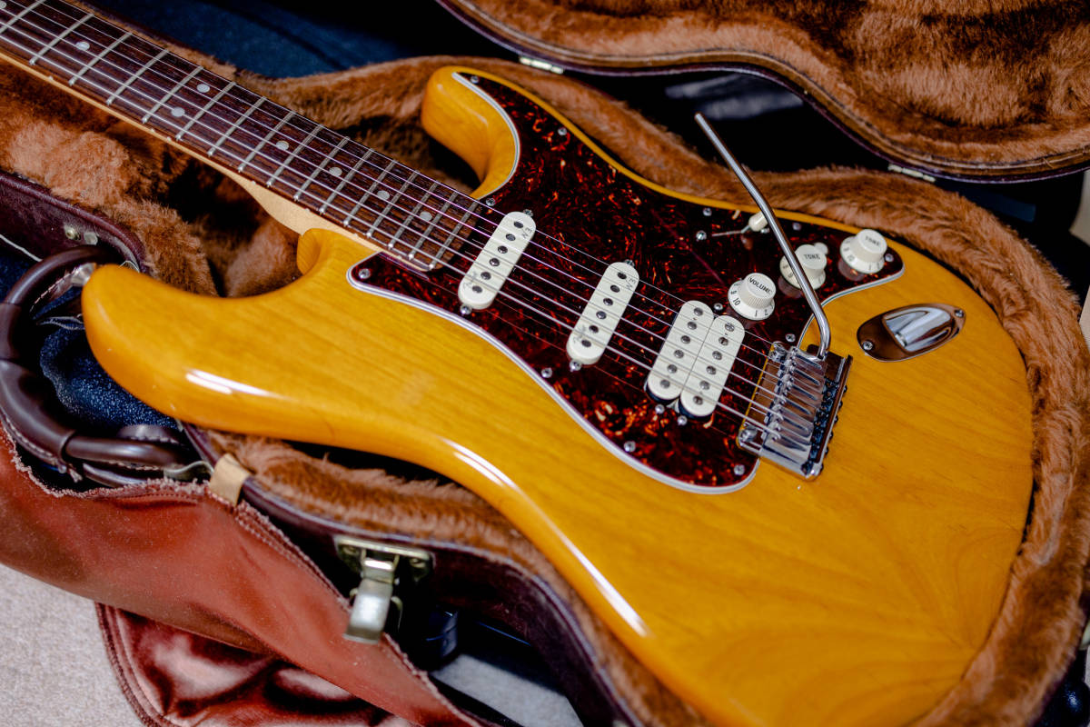 Fender USA American Deluxe Stratocaster N3 HSS ローズウッド 