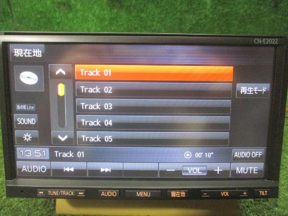 ☆スズキ 純正 Panasonic メモリーナビ CN-E202ZA 地図データ 2015年