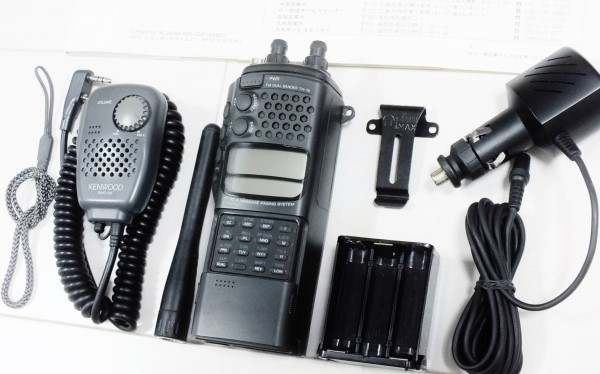 KENWOOD TH-78 デュアルバンド 144/430MHz スピーカーマイク付きの入札