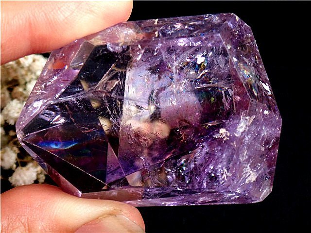 AAA級◇天然ウルグアイ産アメジスト原石B89G3⁄156G11B - メルカリ