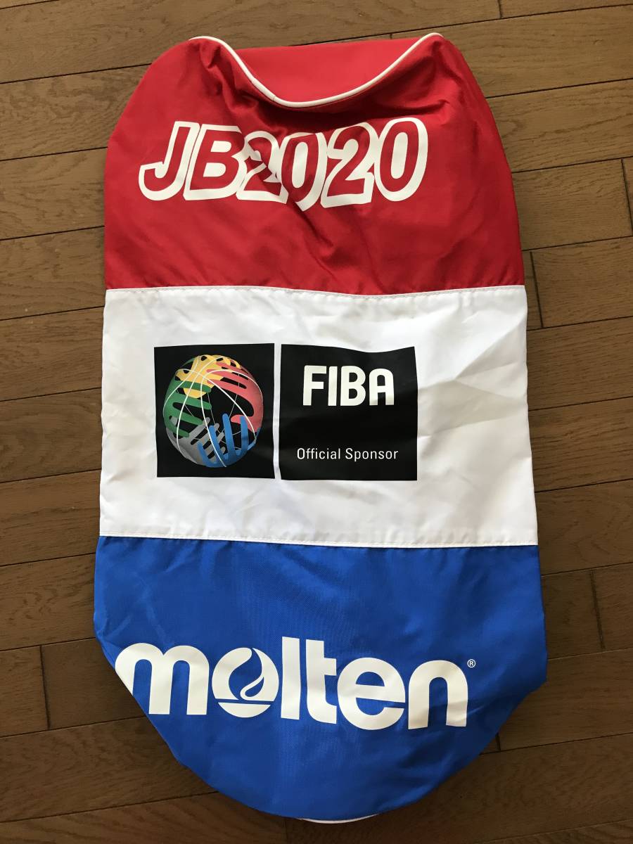 未使用　新品タグ付き　molten　スポーツバッグ　品番：MB30　バスケットボール　ホワイト×ブルー×レッド　72㎝×25㎝×25㎝　　TM8653