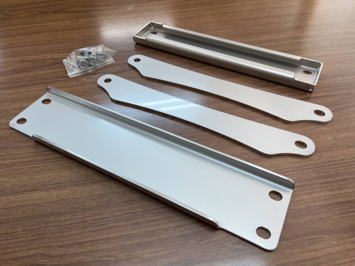  200系クラウン フロントセンターリヤ ＳＵＳ製補強ブレースセット 3点得セット(トヨタ用)｜売買されたオークション情報、yahooの商品情報をアーカイブ公開 - オークファン トヨタ用