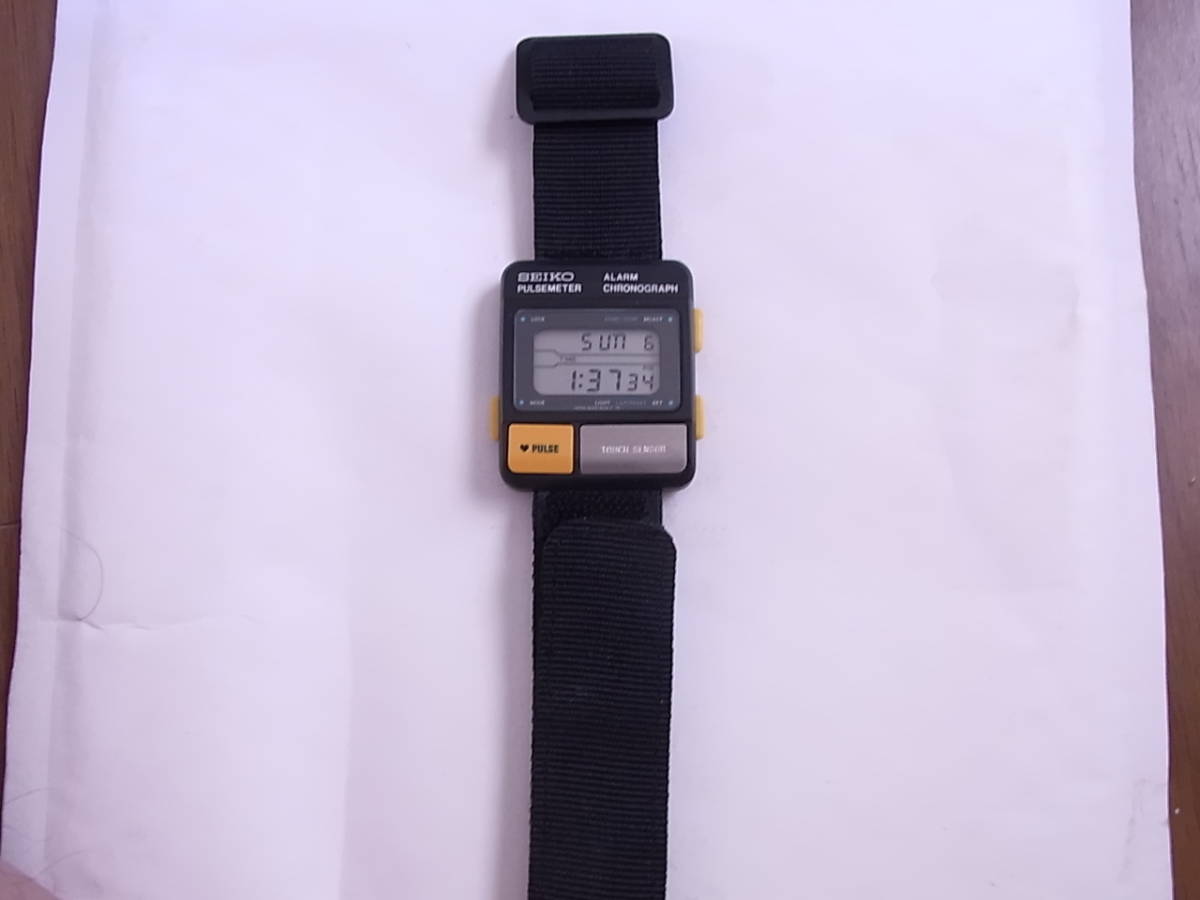 セイコー パルスメーター 稼働中古 デジタル 脈拍測定 S229 セイコー 
