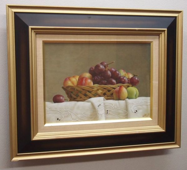 真作保証】 岩戸敏彦 「プラムと葡萄」 油彩画 約4号 静物画 裏書あり