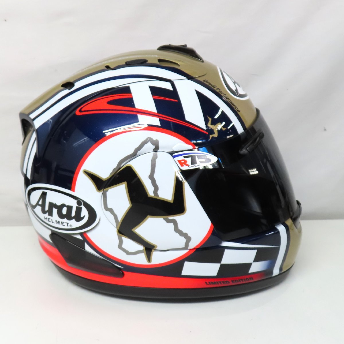 【美品】【レア】【希少】Arai アライ RX-7 RR5 IMO-TT15 マン島TTモデル2015 フルフェイスヘルメット XLサイズ バイク 二輪 人気 限定 RX-7 Arai アライ [レイGP](W-049-134 GP xlの中古品