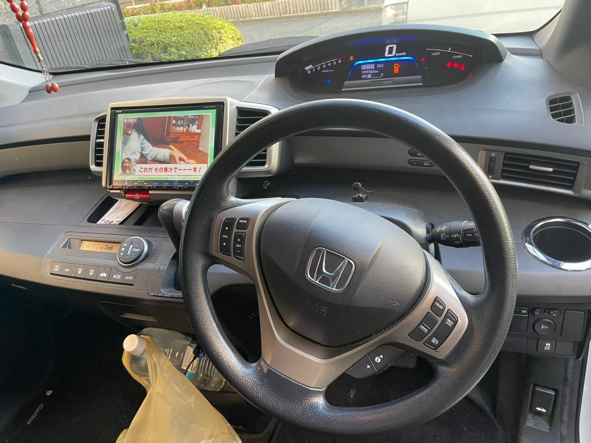 ホンダ　フリードスパイク　ハイブリッド　２４年式　令和７年７月まで車検 ホンダ フリードスパイクハイブリッド ジャストセレクション 中古 純正 ハイブリッド・ジャスト