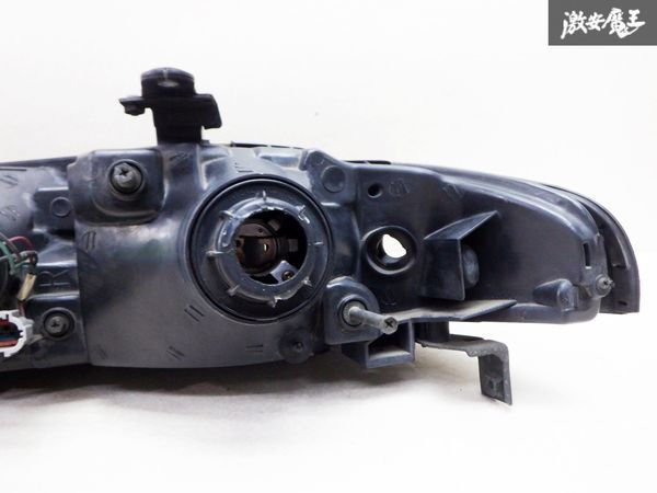 33-984☆美品☆ハロゲン NCP160V プロボックス☆右ヘッドライト KOITO