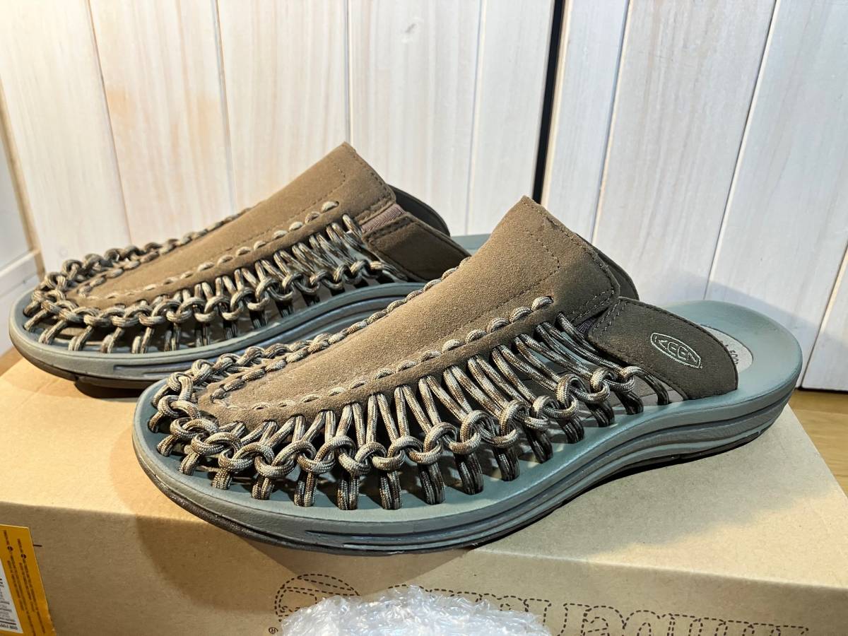 送料込 新品 KEEN キーン 25cm US7 ユニーク サンダル UNEEK ユニーク