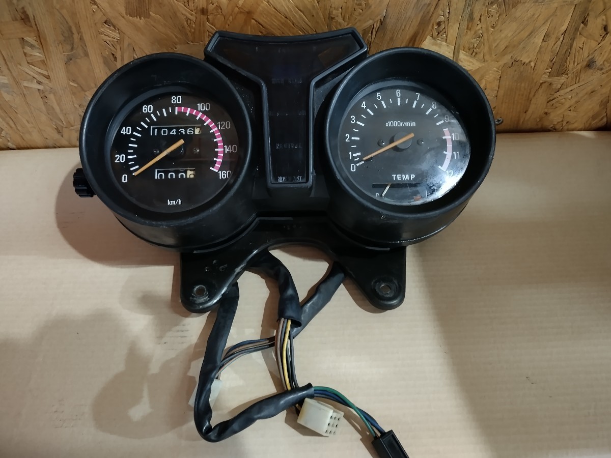 RZ250 4L3. メーター 長期ストック品 動作未確認 ベース RZ250 4L3