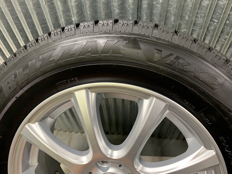 バリ山☆ブリザック VRX2 195/65R16 ロッキー ライズ レックス 安心の