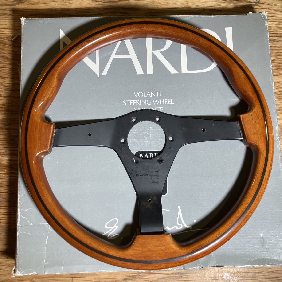 ナルディ NARDI ウッドステアリング 【公式通販】