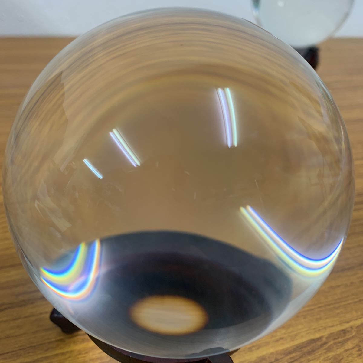 a♪水晶玉 2つセット まとめて 台座付き 約10㎝ 11㎝ 風水グッズ