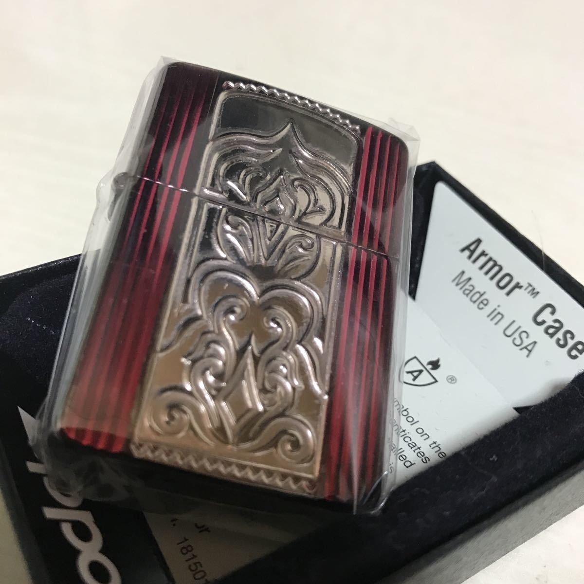  ZIPPO ジッポ 彫刻 silver&times;RED&times;BLACK 2002年製 armor アーマー(その他)｜売買されたオークション情報、yahooの商品情報をアーカイブ公開 - オークファン Zippo