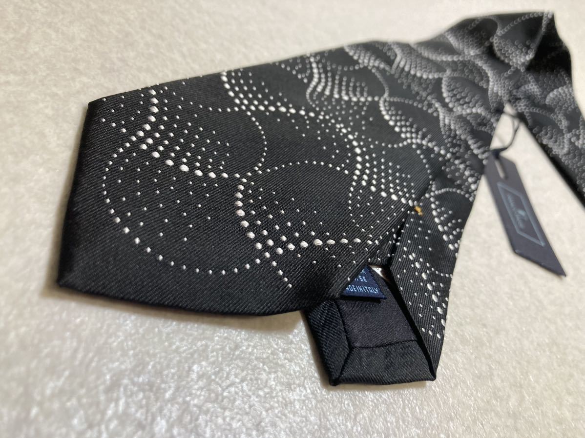 新品 フランコバッシ(伊) ハンドメイドタイ 黒地に白のドットで大柄