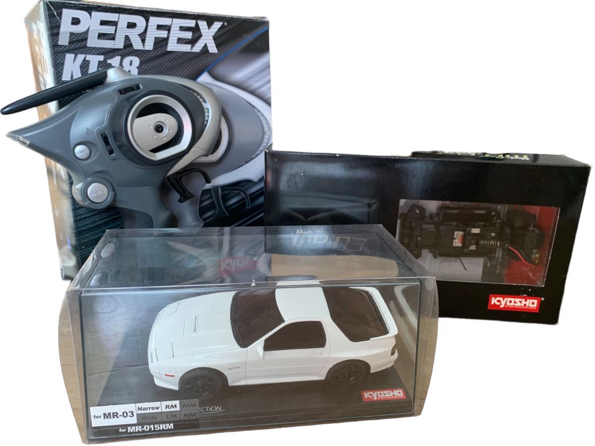セット 現状品 京商 ミニッツレーサー MR-03 シャシーセット PERFEX KT-18 送信機 ミニッツ マツダサバンナ RX-7 ホワイト