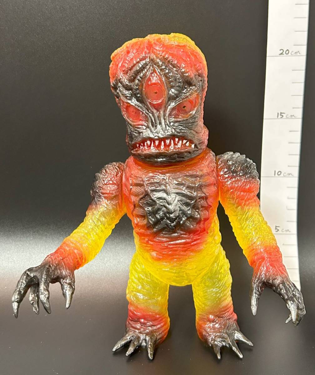 スカルヘッドバット クラウン X カニ ボディ マーミット Marmit