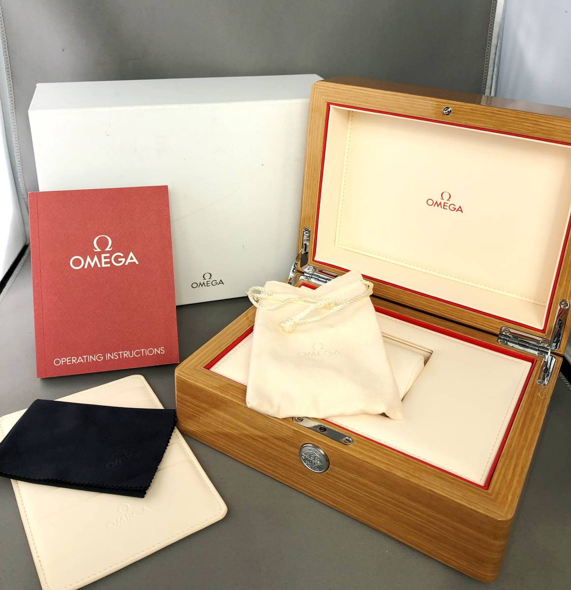 1円～☆OMEGA オメガ☆現行純正　時計ケース 木箱☆『VR 392』