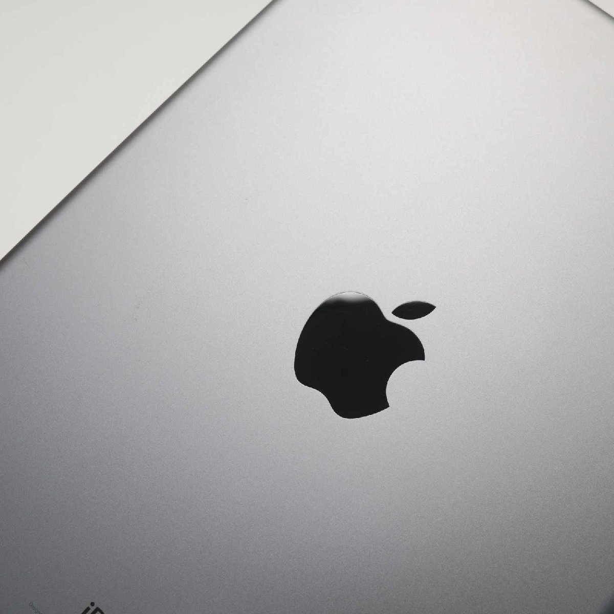 超美品 iPad Air Wi-Fi 16GB スペースグレイ 即日発送 タブレットApple