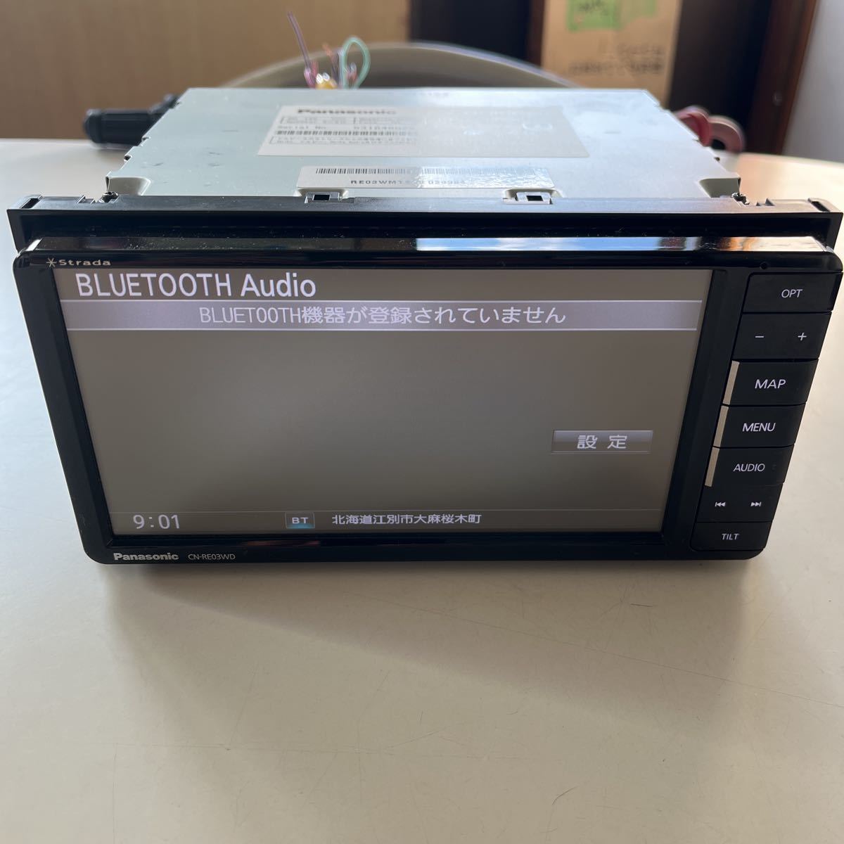 パナソニック ストラーダ CN-RE03WD ナビ 地デジ Bluetooth 中古