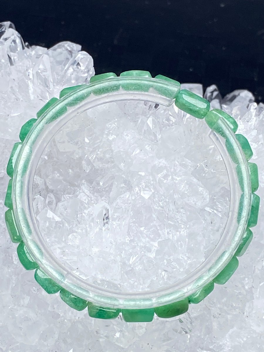 1109g375 ザンビア産★【65Aエメラルド】★天然石ブレス 8.5x5.5mm（新品）