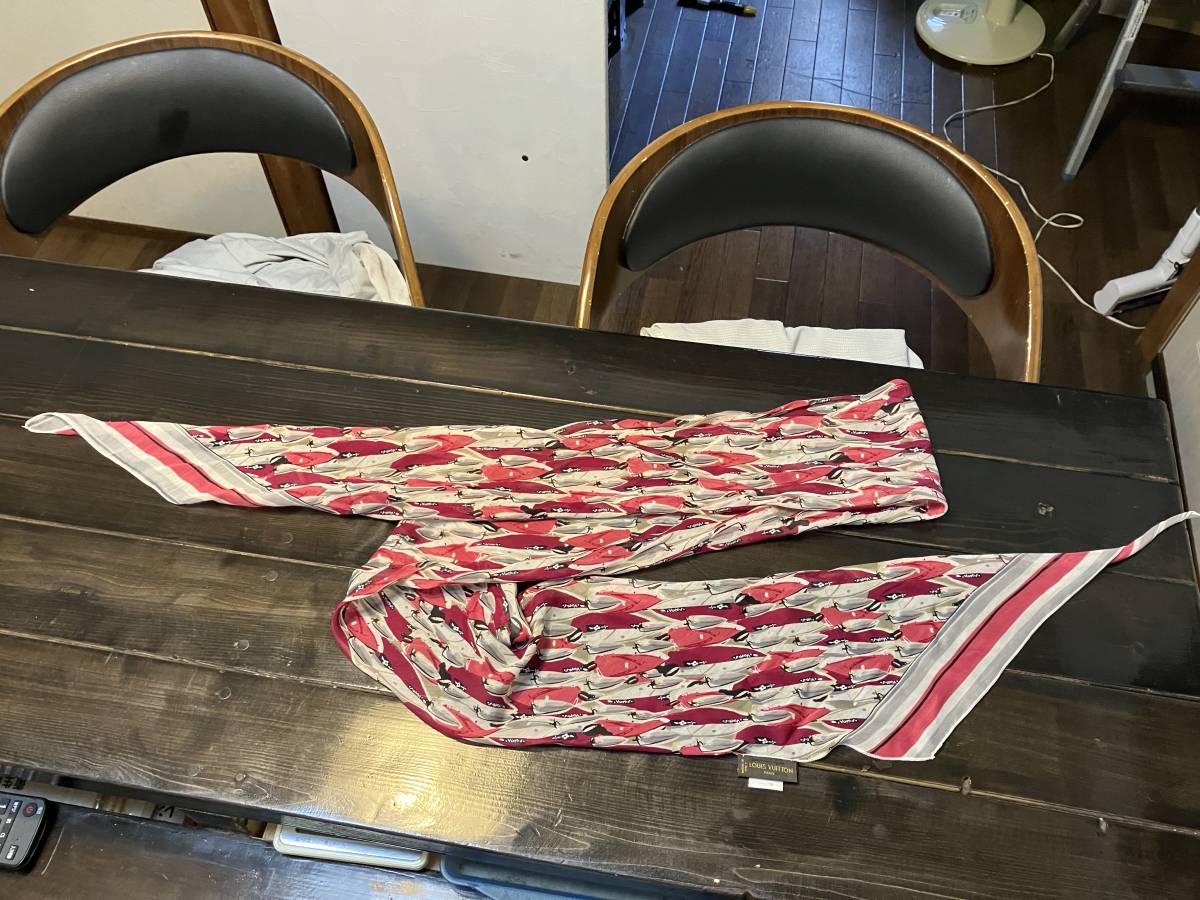100%新品，低価 LOUIS VUITTON ルイ ヴィトン シルク スカーフ LV(服飾小物)｜売買されたオークション情報、yahooの商品情報をアーカイブ公開 - オークファン 服飾小物